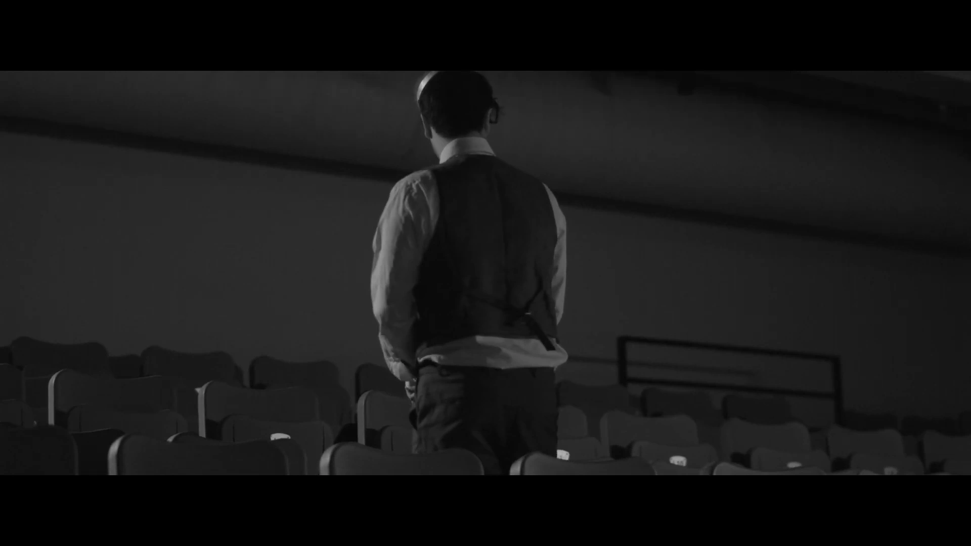 Selected frame 5 from Mooned!
